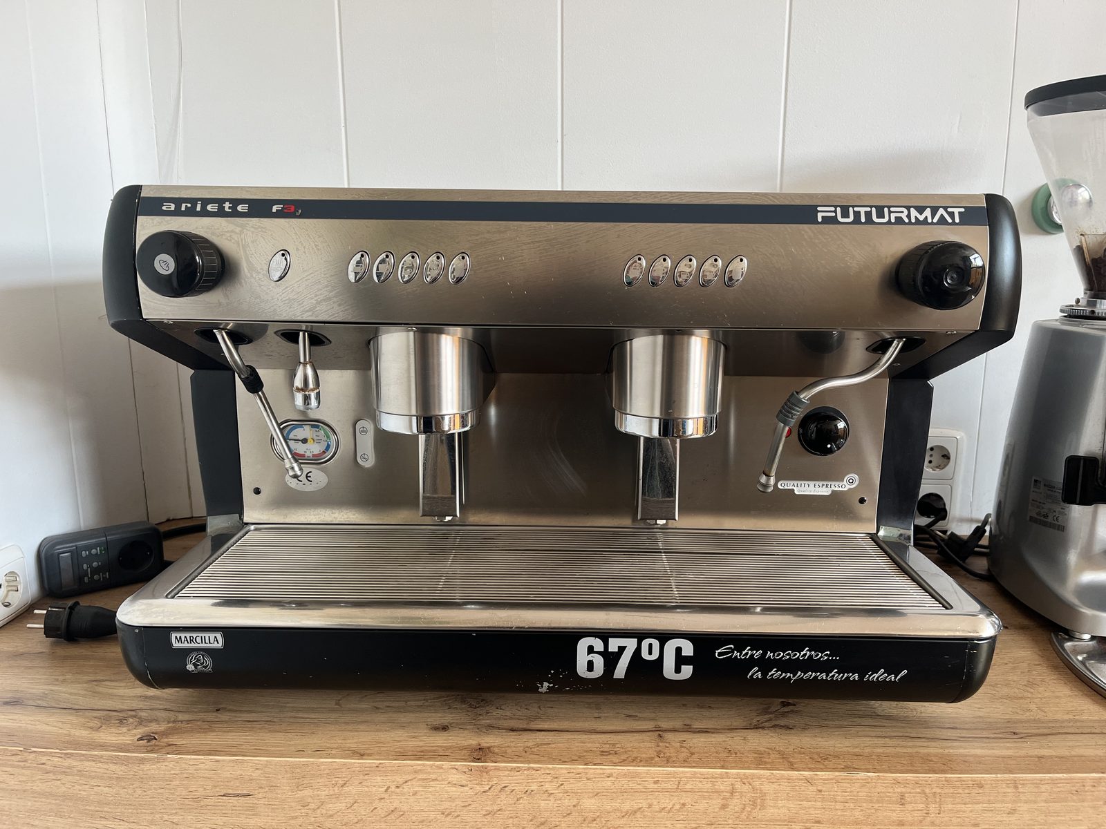 Futurmat Ariete F3 espresso kafe-makina, 2 talde