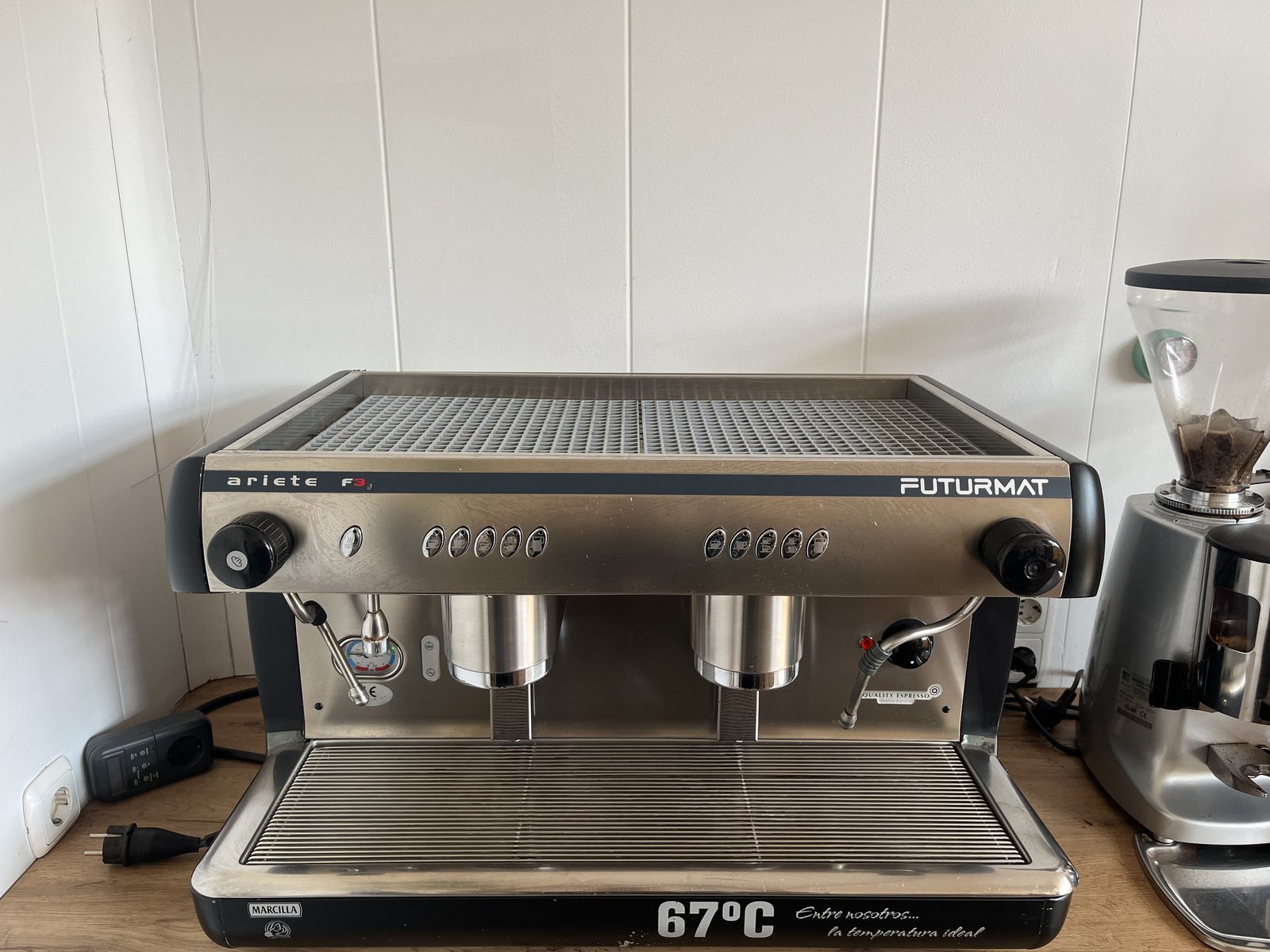 Futurmat Ariete F3 espresso kafe-makina, 2 talde