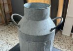Lechera metálica tipo marmita