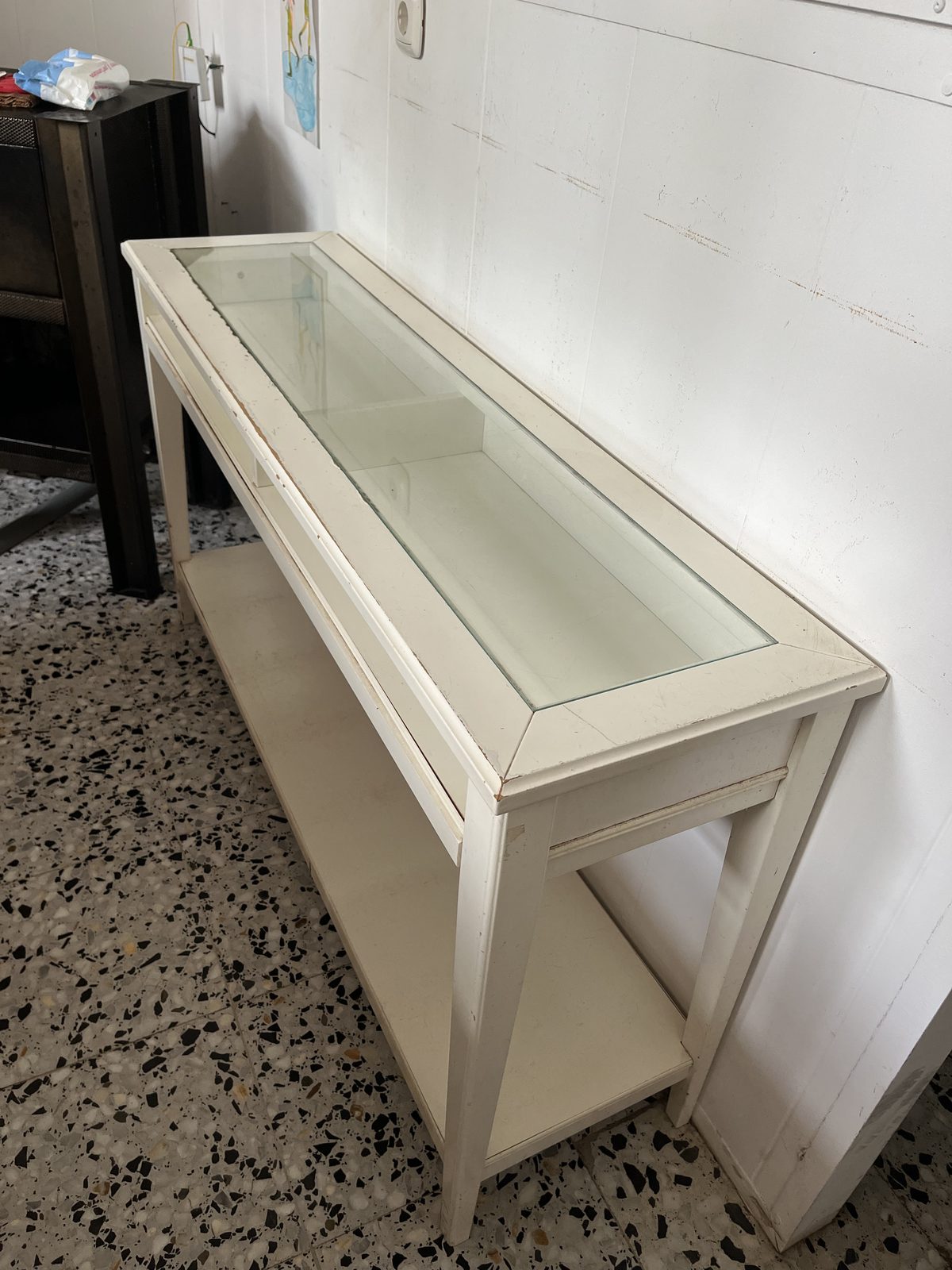 Mesa consola blanca con tapa de cristal