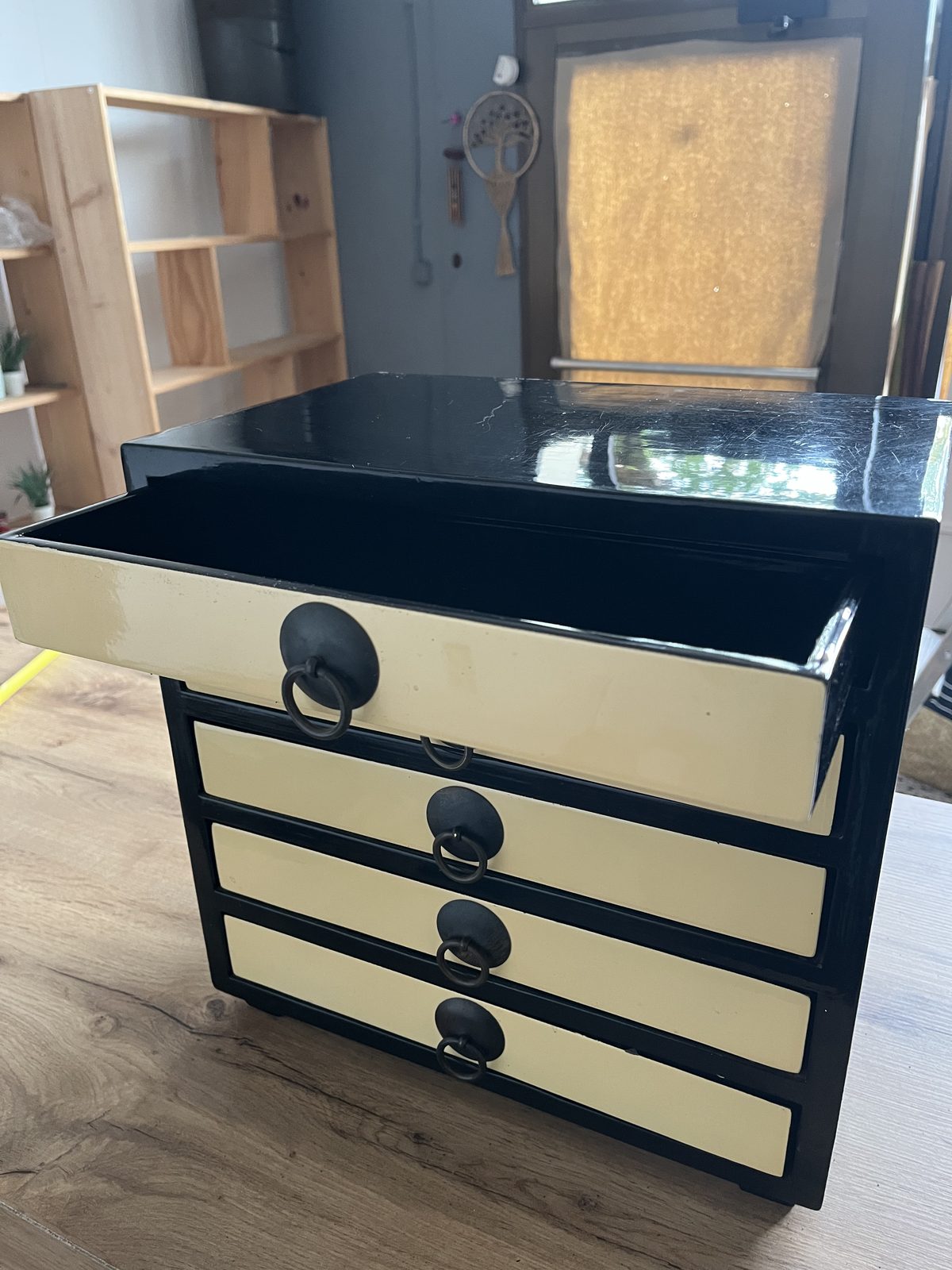 Mueble de 5 cajones rectangulares