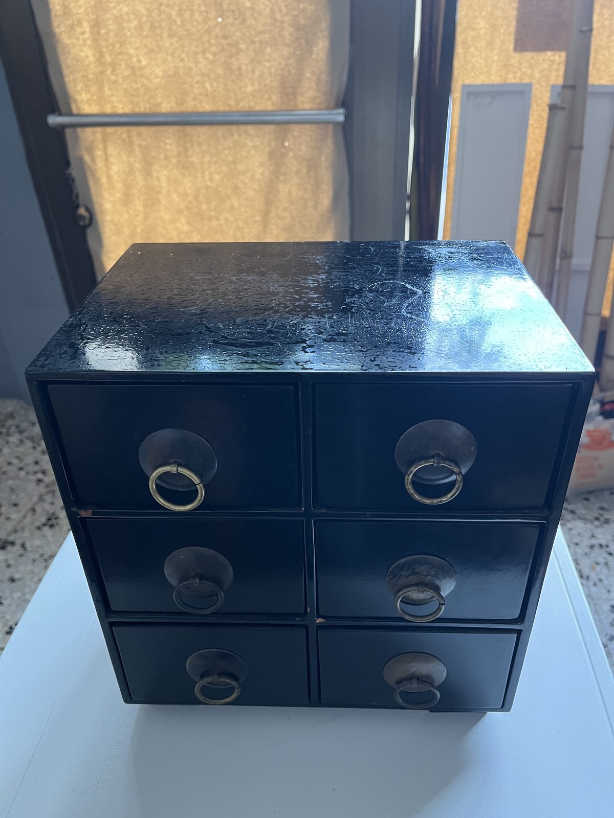 Mueble de 6 cajones cuadrados