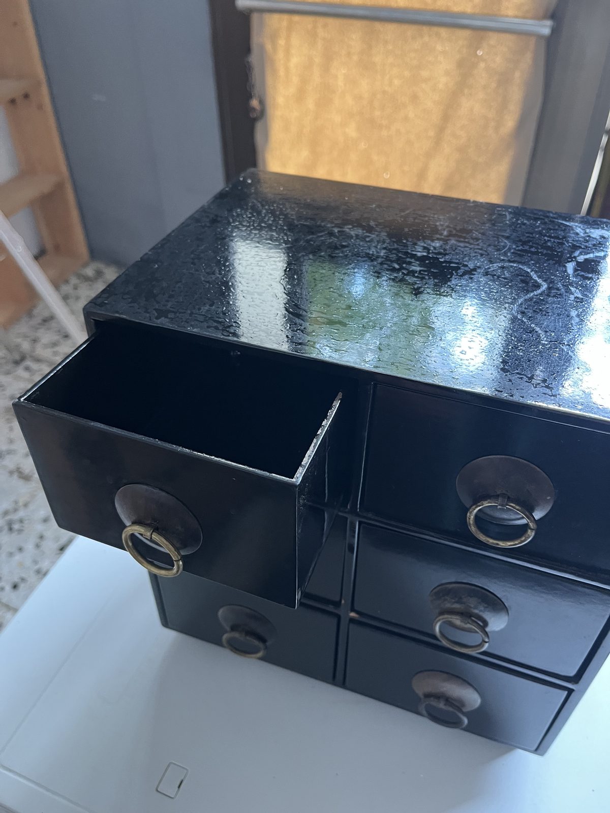 Mueble de 6 cajones cuadrados