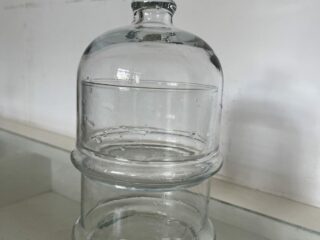Tarro de cristal de tres compartimentos